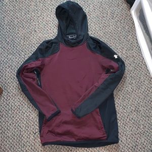 Mens (can be woman’s too) Under Armour Cold Gear pull over sweatshirt
